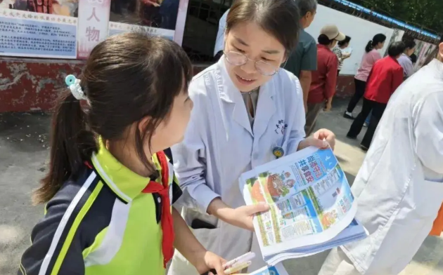 卫生院开展“2025年食品安全宣传周”健康咨询活动 